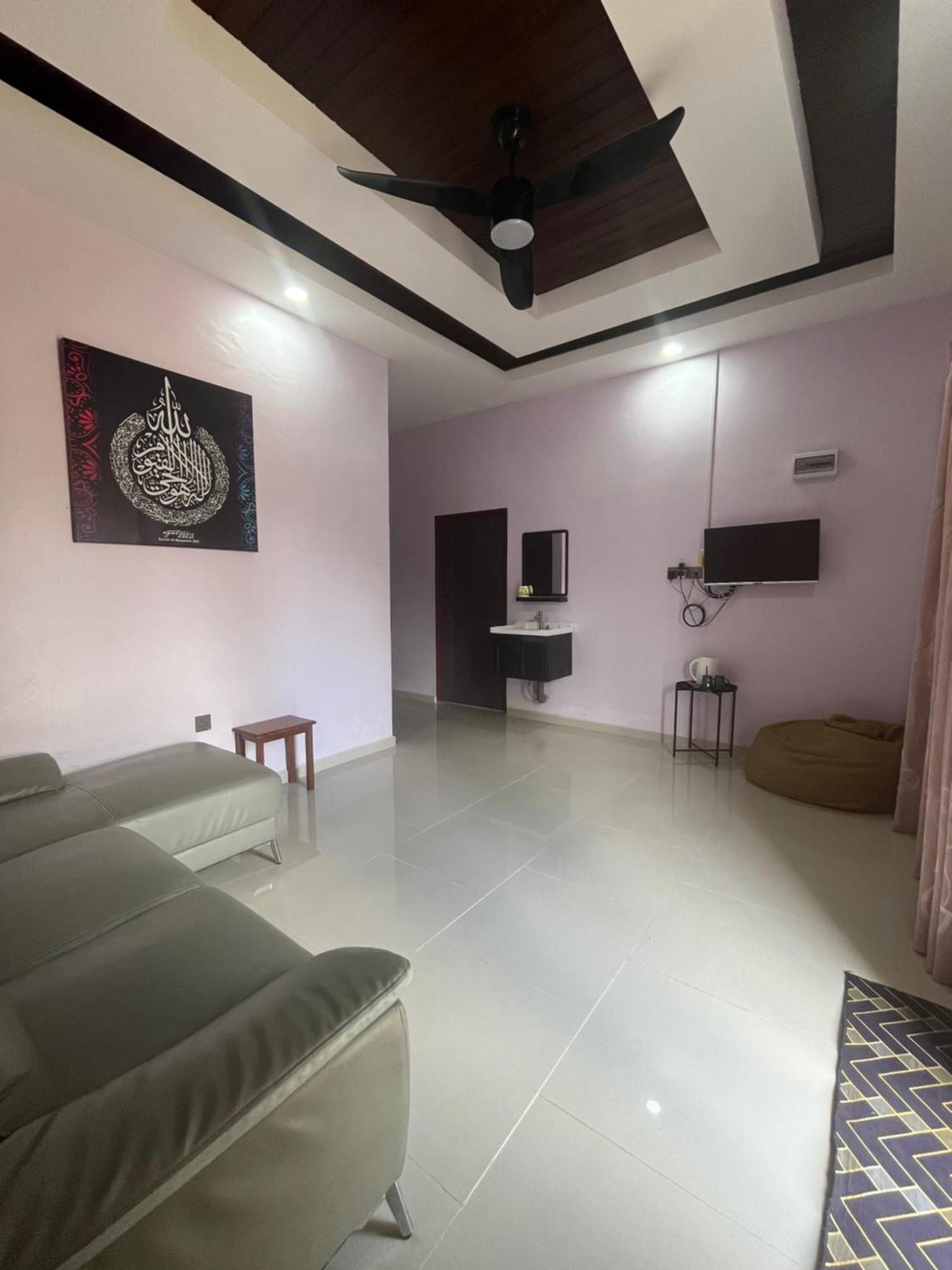 Razak Guest House Setiu Luaran gambar