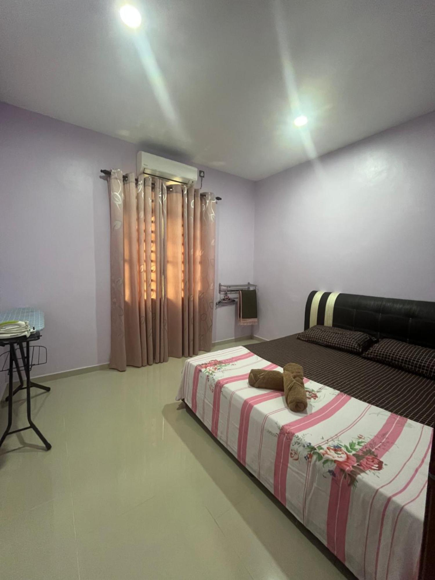 Razak Guest House Setiu Luaran gambar